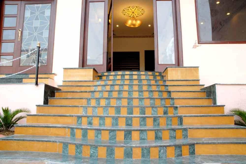 Glitz Hotel Jaipur